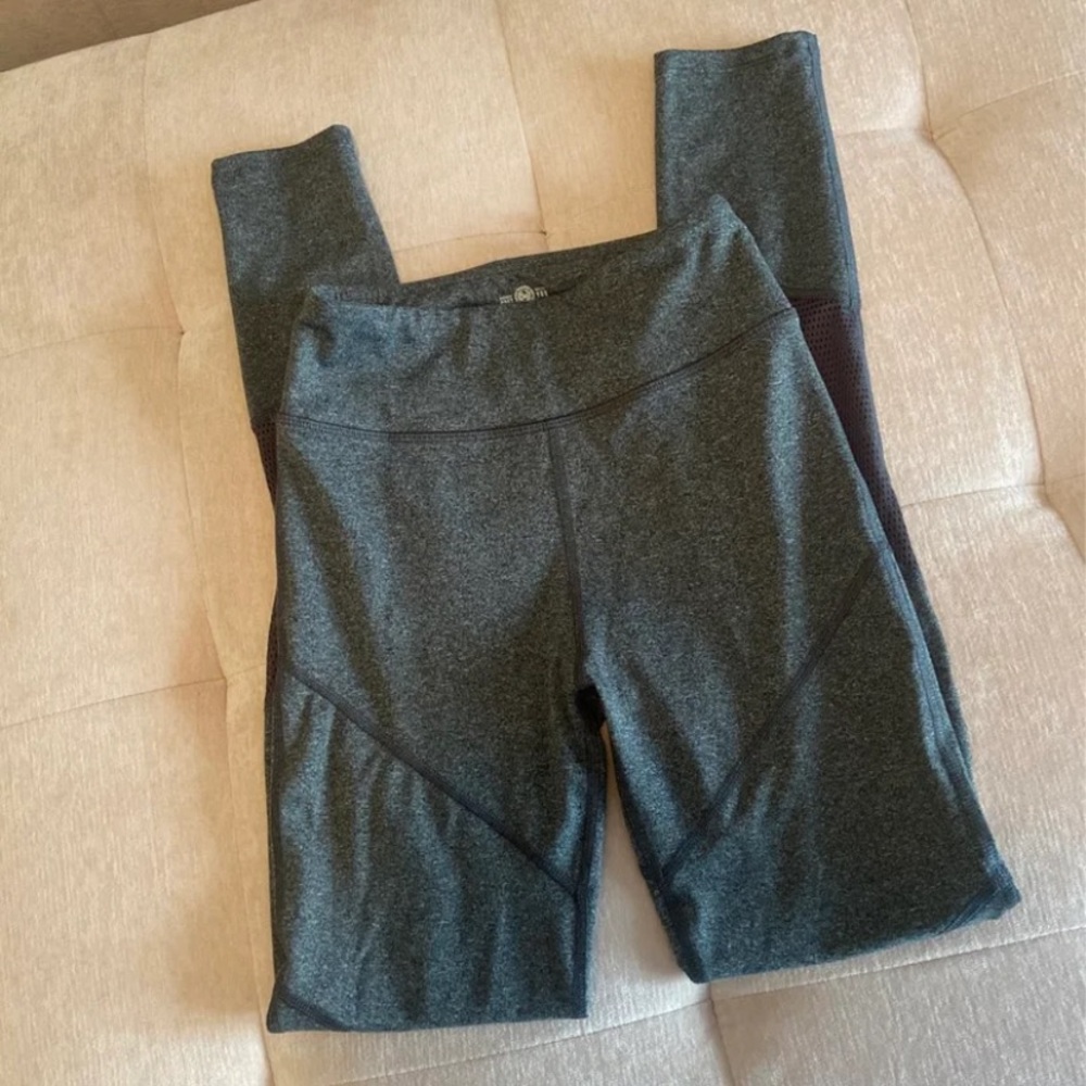 Grey mesh leggings